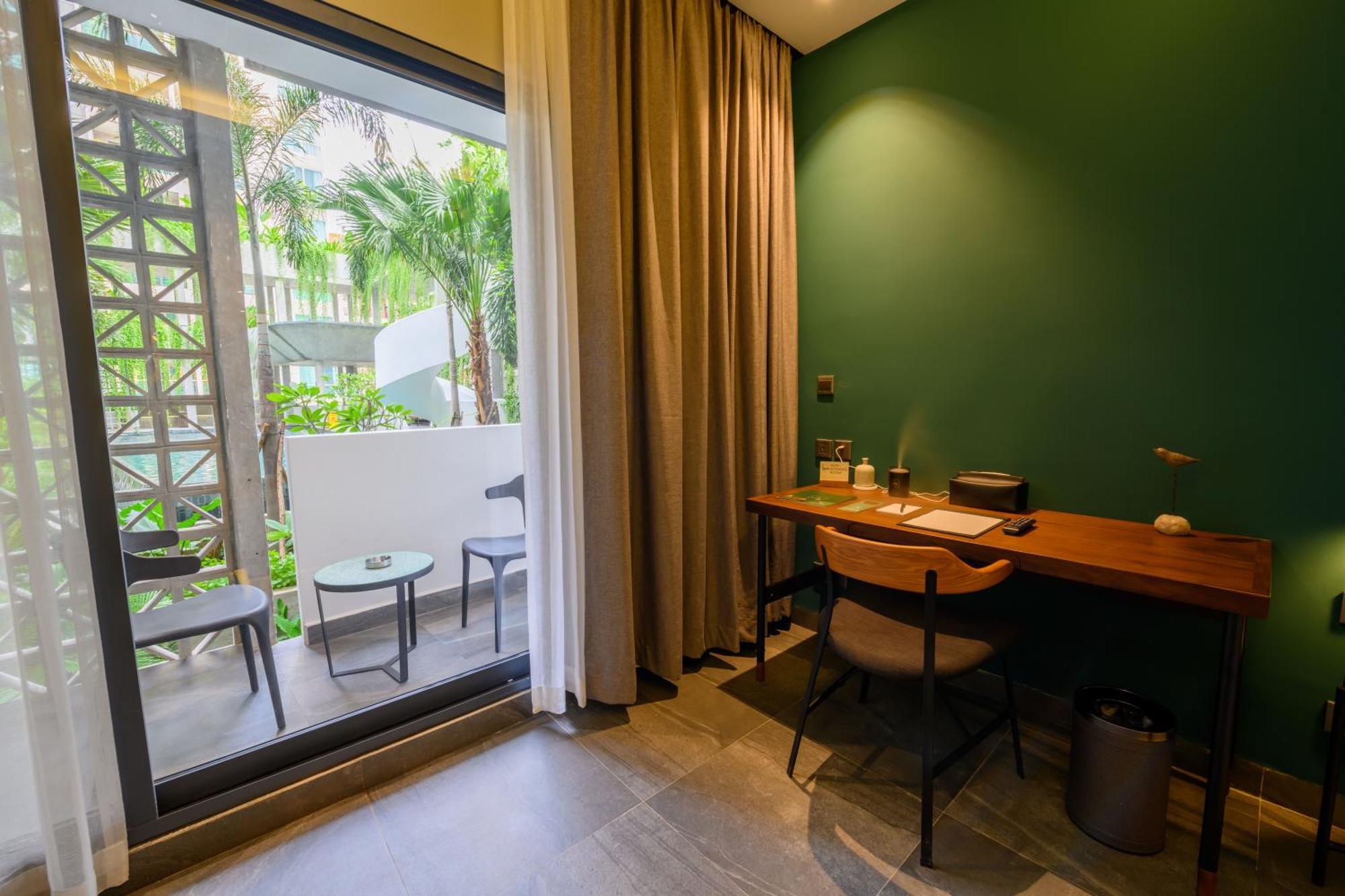 Baitong Hotel & Resort Phnom-Penh Buitenkant foto
