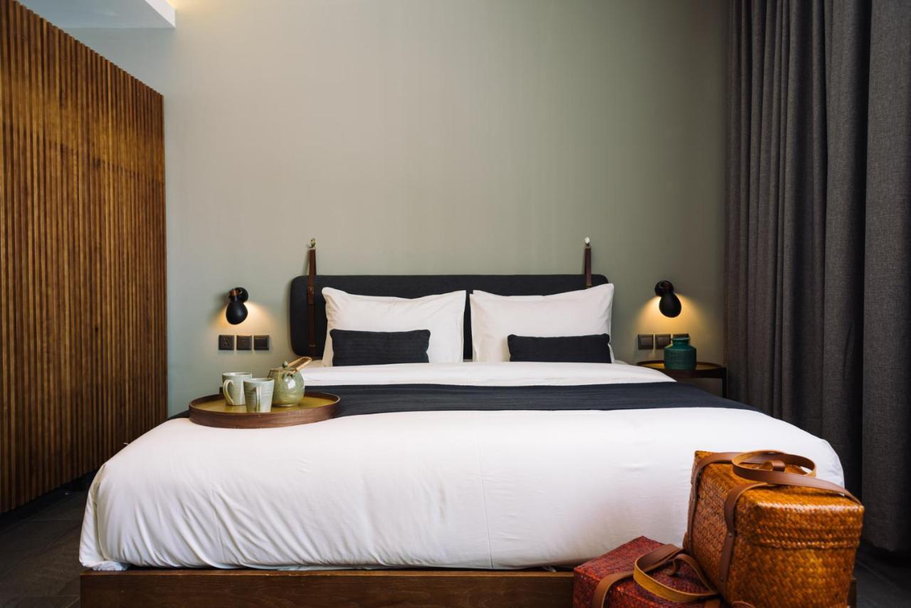 Baitong Hotel & Resort Phnom-Penh Buitenkant foto